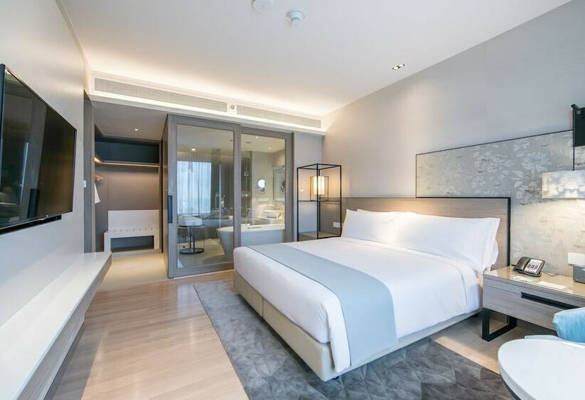 سوئیت 2 خوابه, Holiday Inn & Suites Rayong City Centre, An Ihg