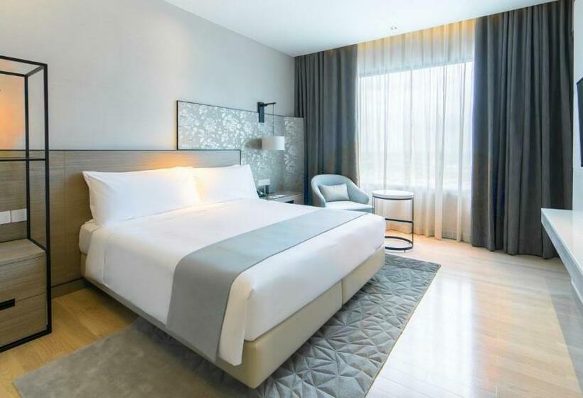 سوئیت 2 خوابه, Holiday Inn & Suites Rayong City Centre, An Ihg