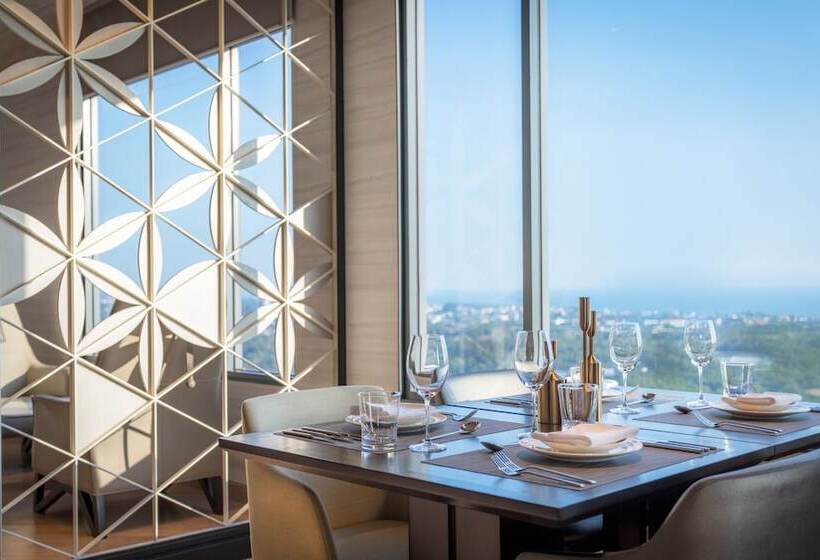 سوئیت 2 خوابه, Holiday Inn & Suites Rayong City Centre, An Ihg