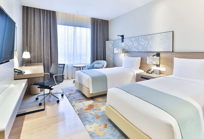 اتاق پرمیوم با چشمانداز دریا, Holiday Inn & Suites Rayong City Centre, An Ihg