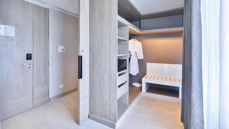 سوئیت با تخت بزرگ, Holiday Inn & Suites Rayong City Centre, An Ihg