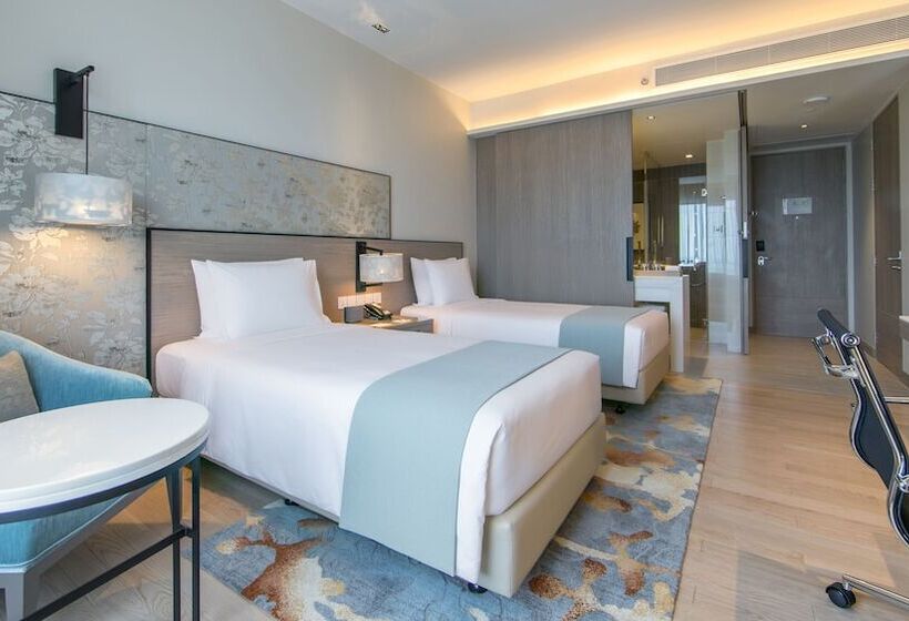 اتاق پرمیوم با چشمانداز دریا, Holiday Inn & Suites Rayong City Centre, An Ihg