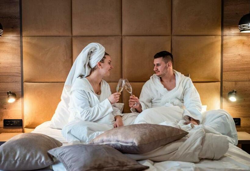 Номер Deluxe с Балконом, Mirjana & Rastoke