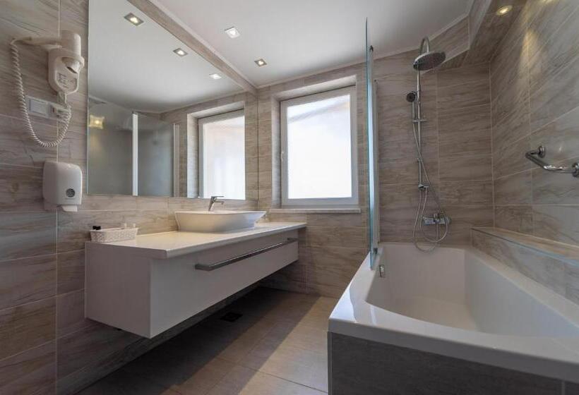 Comfort suite with balcony, Mirjana & Rastoke