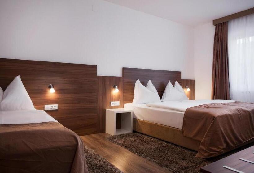 Люкс Deluxe 2 Спальни, Mirjana & Rastoke