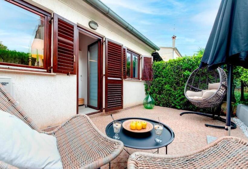 Premium room with terrace, Villa B&b Marina & Parking Free