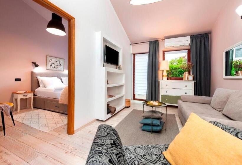 Premium room with terrace, Villa B&b Marina & Parking Free