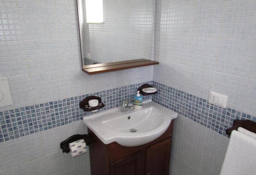 スタンダードルーム, B&b Il Cappero