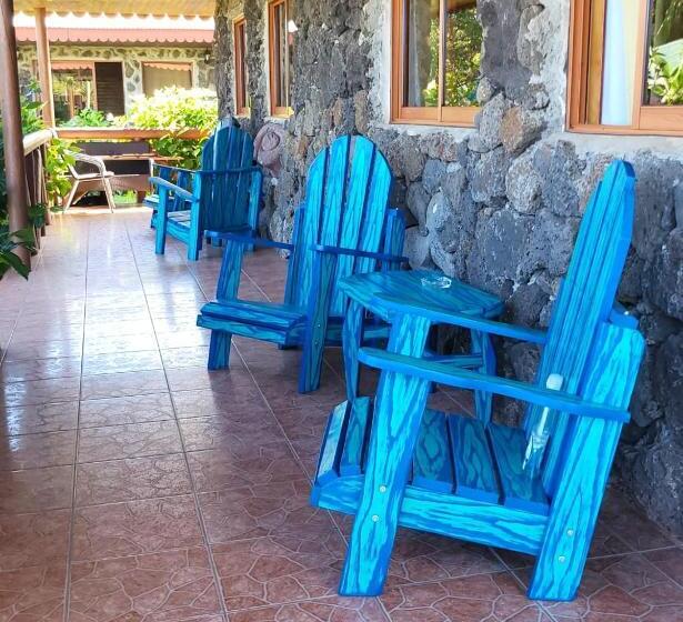 Номер Стандарт, Cabañas Christophe