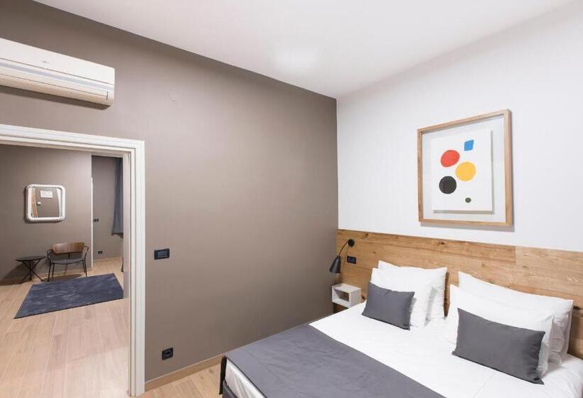 اتاق خانوادگی, Rooms Alla Beccaccia