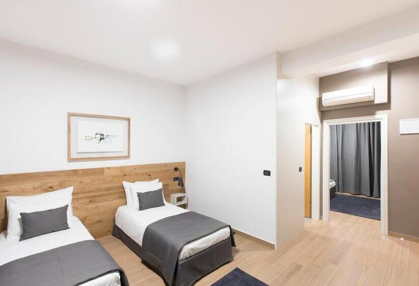 اتاق خانوادگی, Rooms Alla Beccaccia