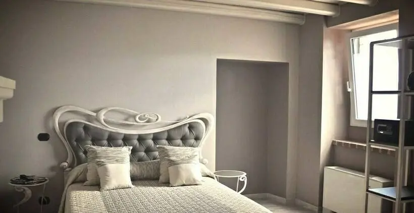 Perhesviitti, Casale Raffaello B&b