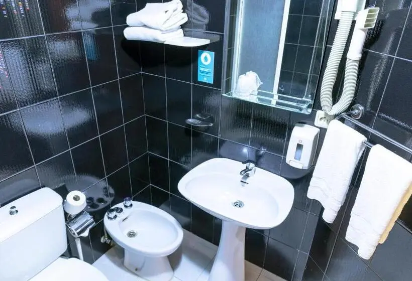 اتاق اکونومی, Hostal Alda Palencia Plaza