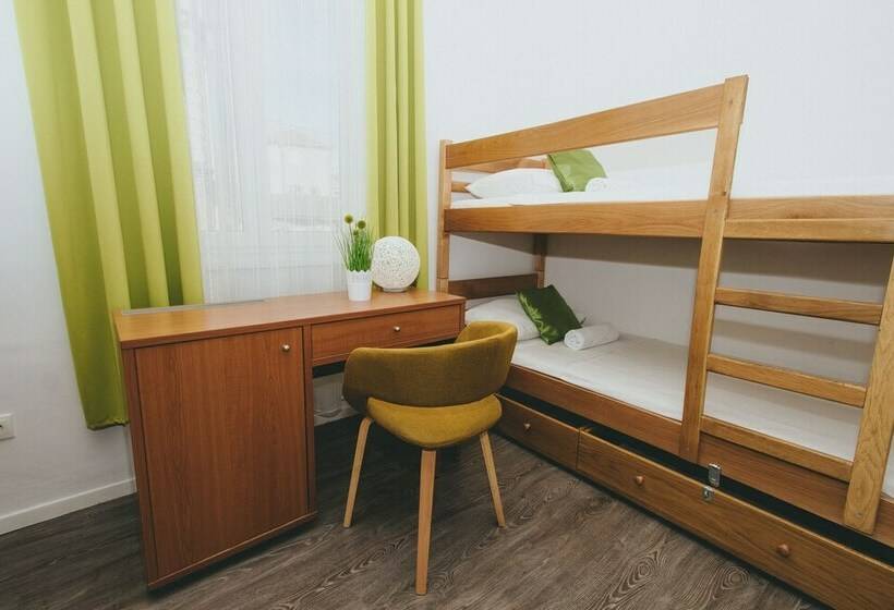 共用房间的床, Hostel Globo