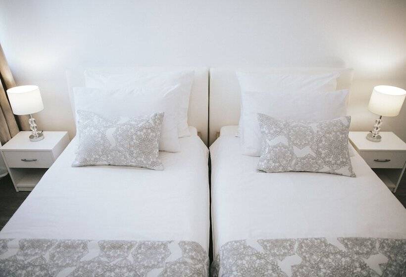 标准间, Hostel Globo