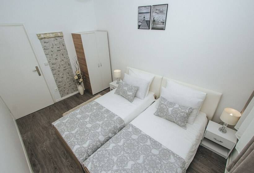 标准间, Hostel Globo