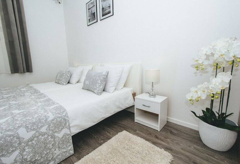 标准间, Hostel Globo