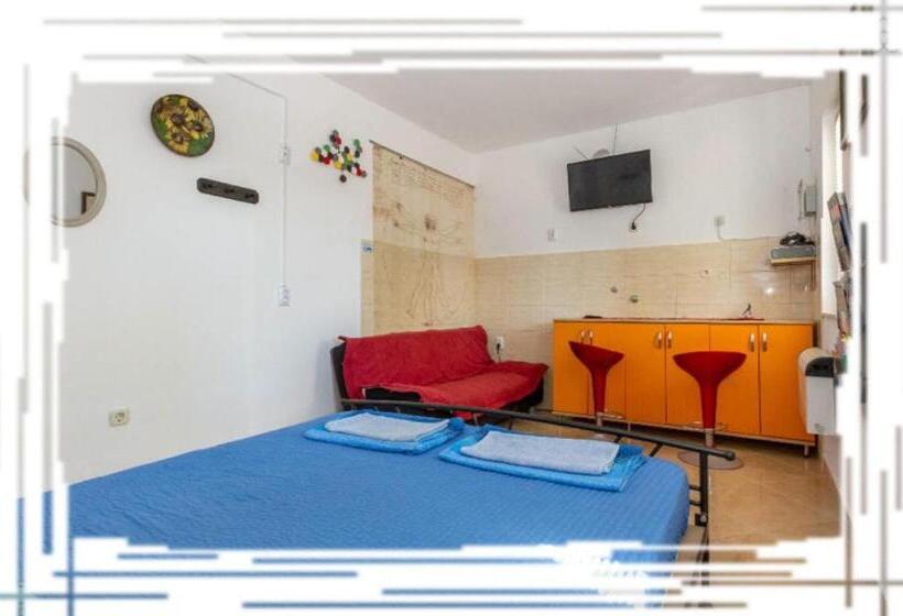 스탠다드 룸, Hostel Oktarin