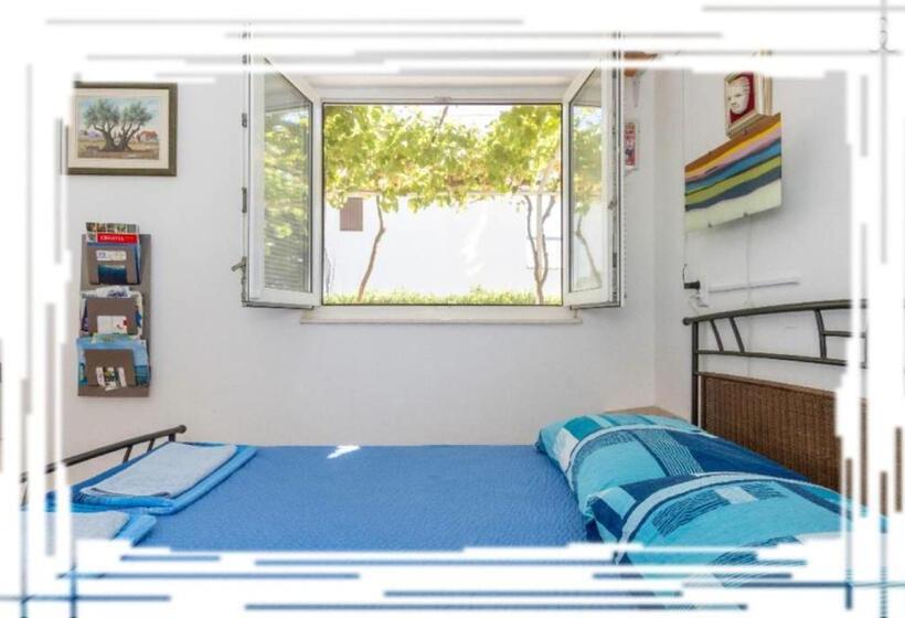 스탠다드 룸, Hostel Oktarin