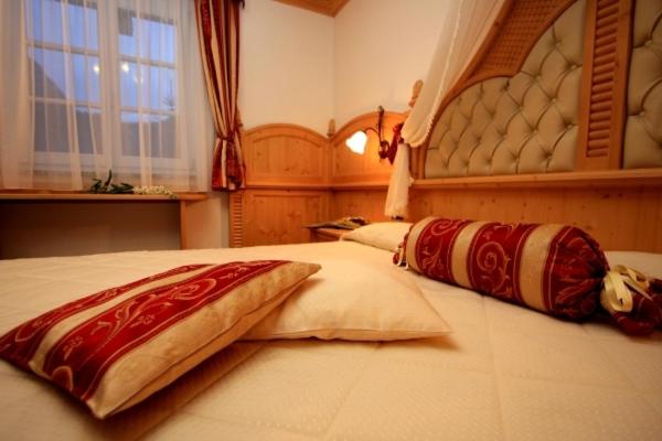 标准三人间, Garnì Val De Costa