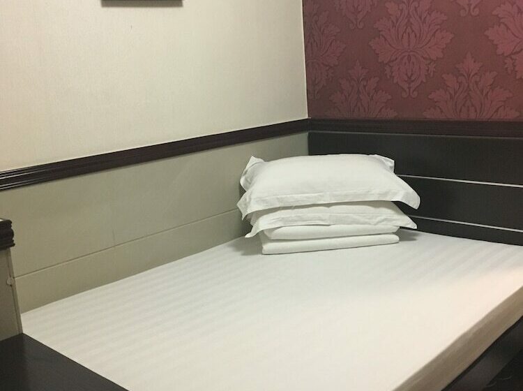 اتاق استاندارد, Hang Ho Hostel