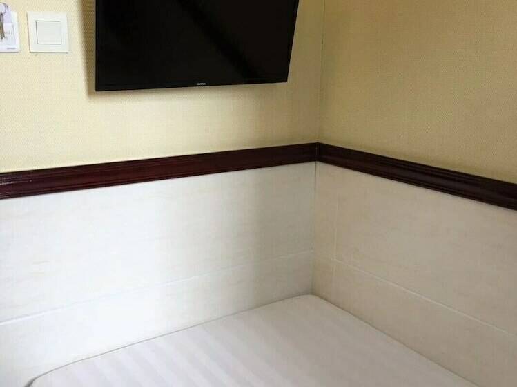 اتاق استاندارد, Hang Ho Hostel