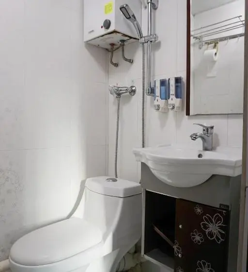اتاق استاندارد چهار تخته, Hang Ho Hostel