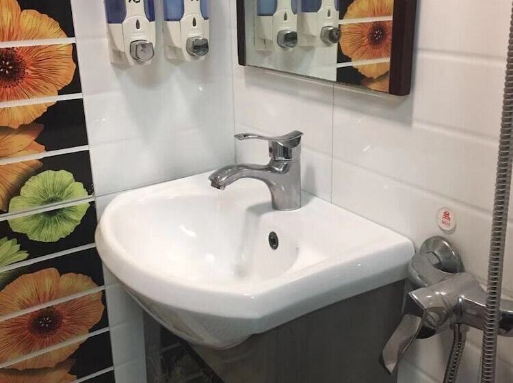 اتاق استاندارد, Hang Ho Hostel