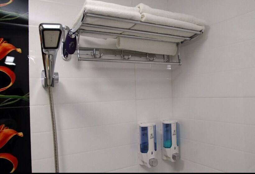 اتاق استاندارد, Hang Ho Hostel