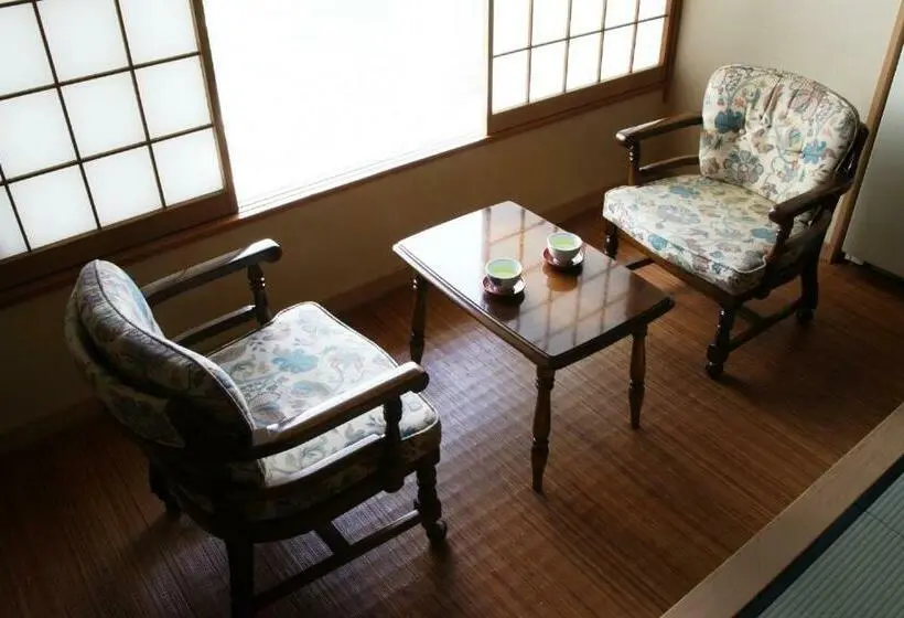 スタンダード４人部屋, Oyanagi