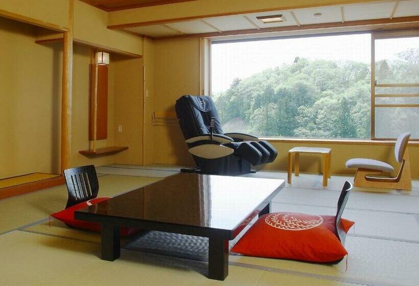 高级家庭房间, Oyanagi