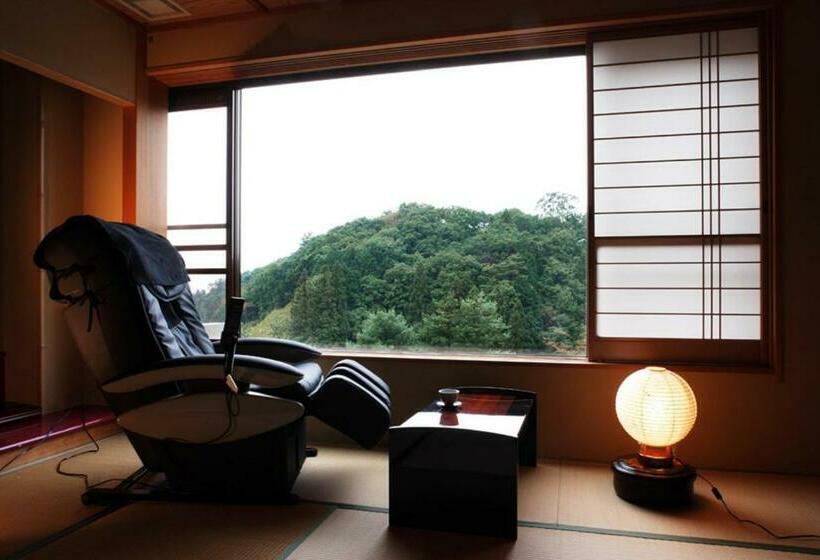 高级家庭房间, Oyanagi