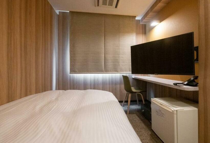 标准单人间, Oyanagi