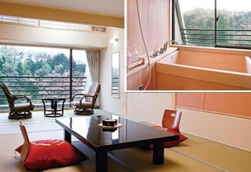 豪华家庭房间, Oyanagi