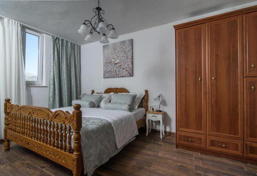 スタンダードルーム, Villa Trau D`oro