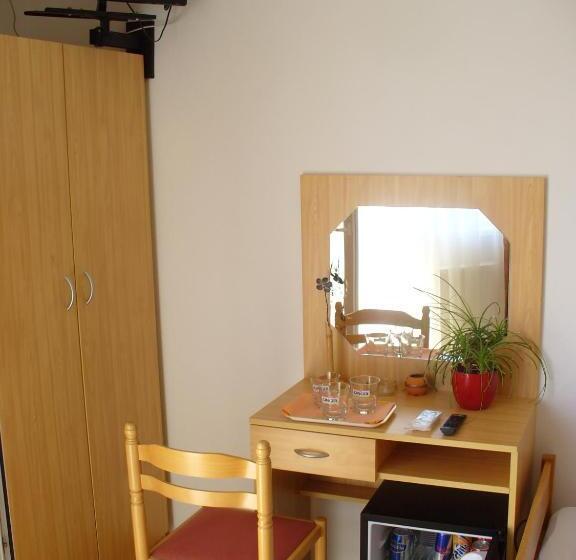 스탠다드 트리플 룸, Pansion Comfort Sidro