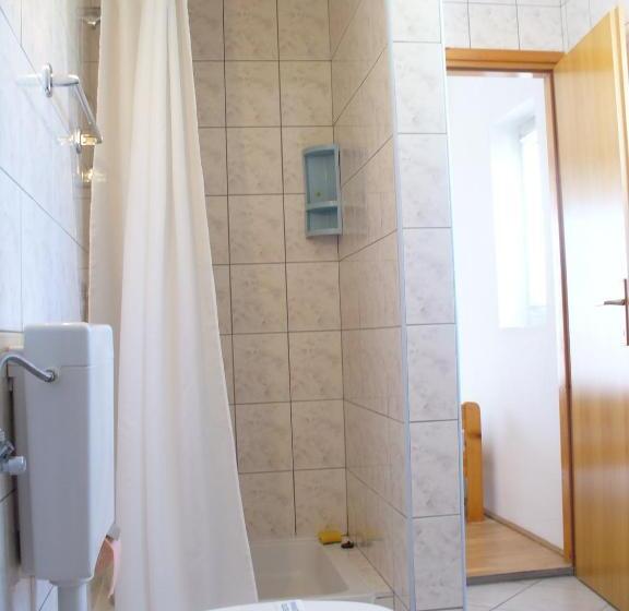 4인용 스탠다드 룸, Pansion Comfort Sidro