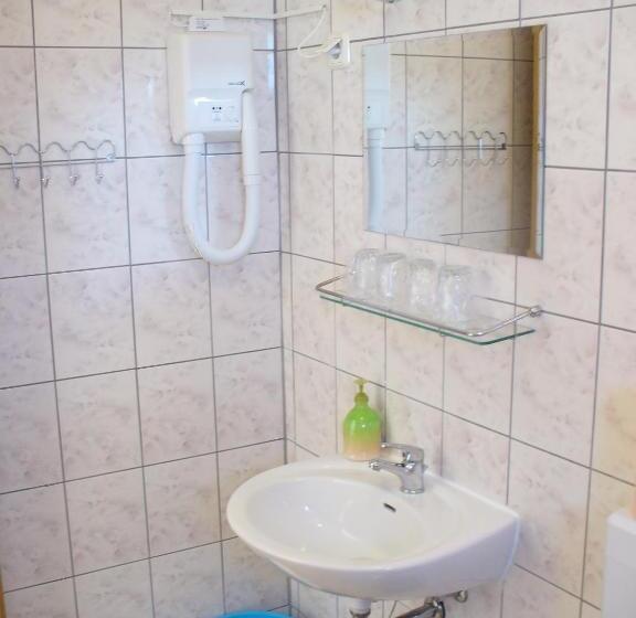 4인용 스탠다드 룸, Pansion Comfort Sidro