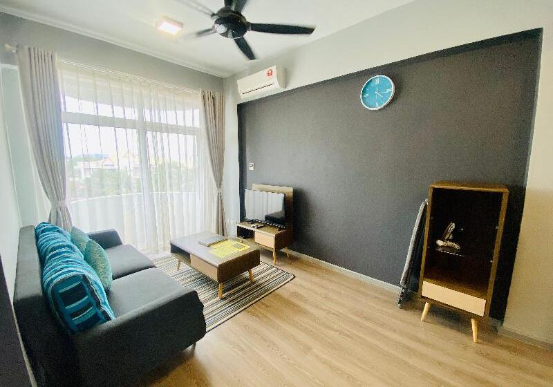 Апартаменты 3 Спальни, Seaview Apartment
