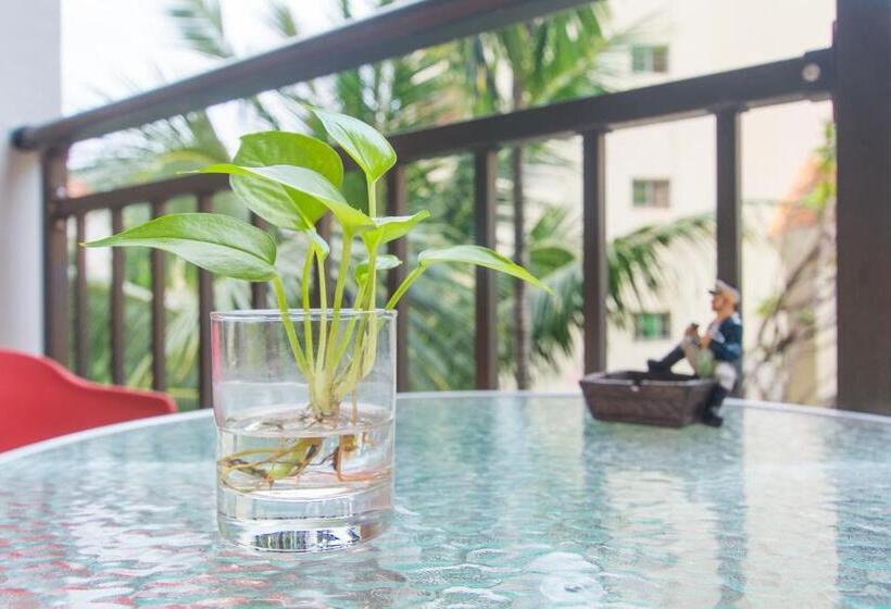 חדר סטנדרט עם מרפסת, Sanya Passion Fruit Inn