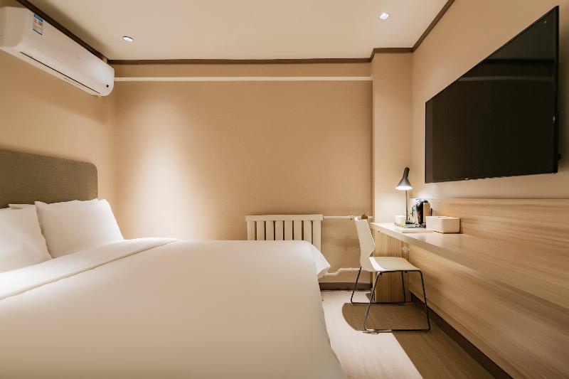 スタンダードトリプルルーム, Alun Nehuen