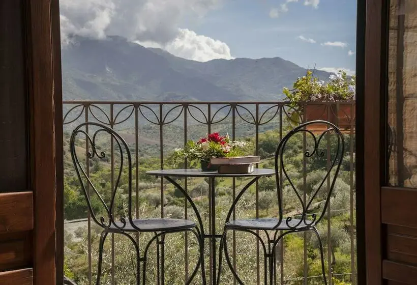 スタンダードトリプルルーム, Azienda Agrituristica Bergi