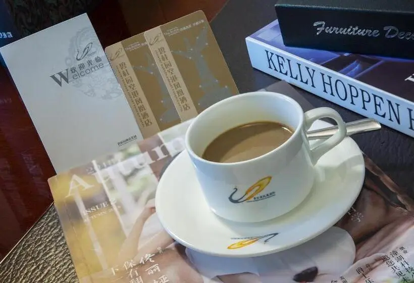 ガーデンビューデラックスルーム, Country Garden Airport Phoenix