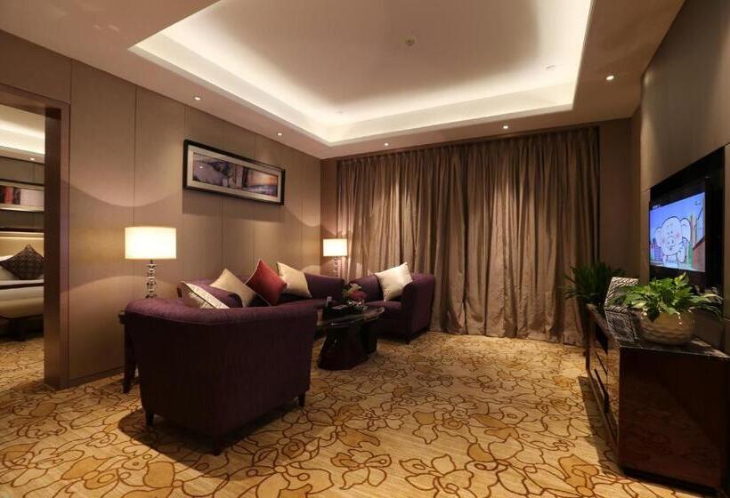 Люкс Повышенной Комфортности, Country Garden Airport Phoenix