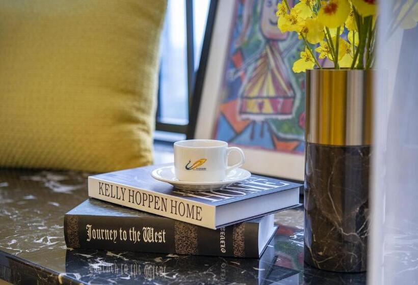 Президентский Люкс, Country Garden Airport Phoenix