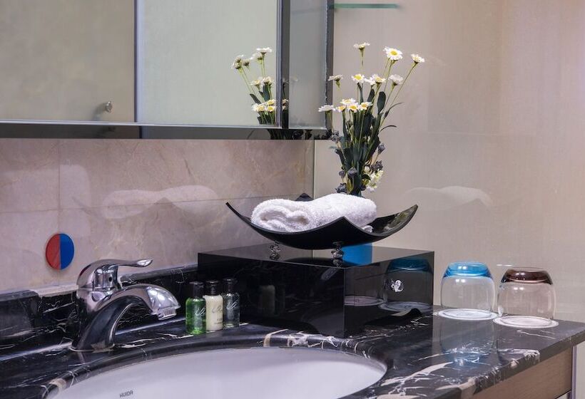 Номер Executive, Country Garden Airport Phoenix