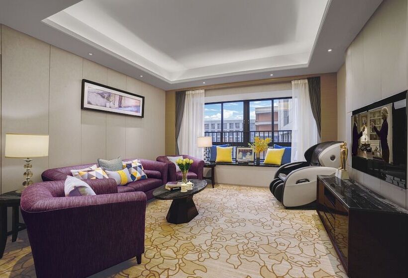 Номер Executive, Country Garden Airport Phoenix