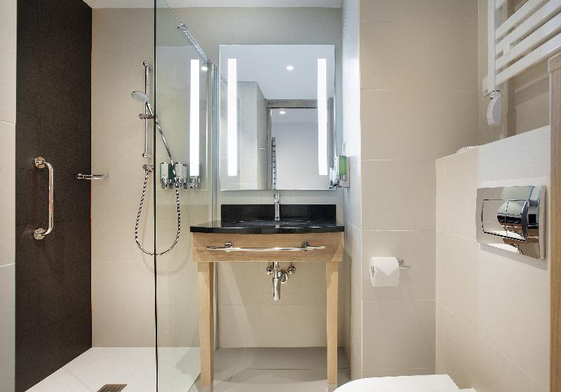 스탠다드 룸, Hampton By Hilton Lublin