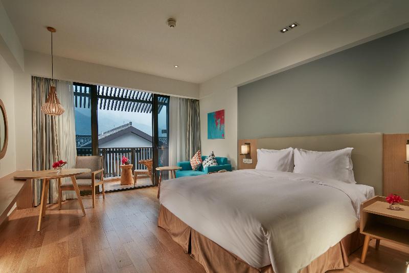 Номер Стандарт с Балконом, Holiday Inn Express Zhejiang Qianxia Lake, An Ihg