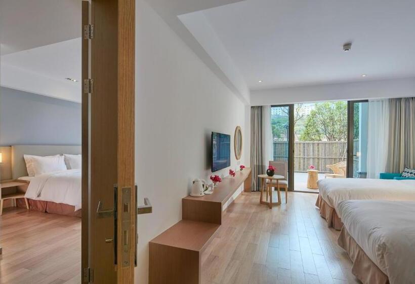 Стандартный Номер Кровать Кинг, Holiday Inn Express Zhejiang Qianxia Lake, An Ihg